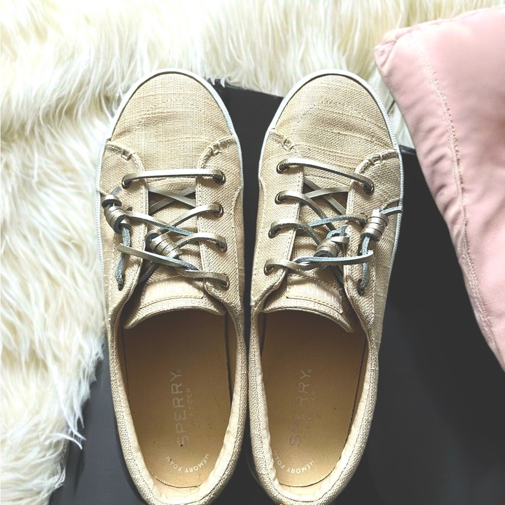 GUC SPERRY CANVAS SNEAKER WOMEN SIZE 7.5M GOLD BEIGE SLIP ON